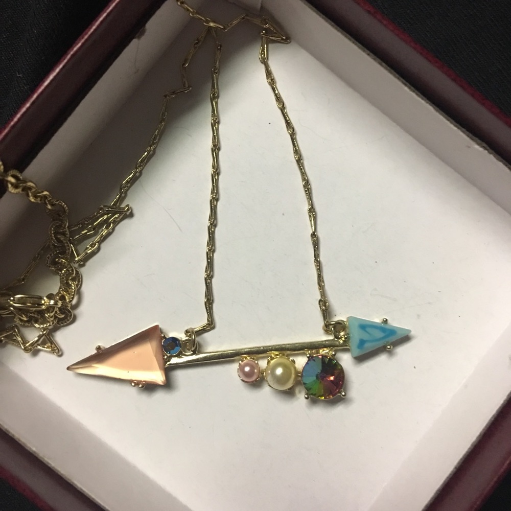New Rhinestone Bead Arrow Necklace